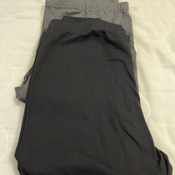 just be Pants - Nice New!  2 pair , Black and Gray Leggings Size XL. NWOT!